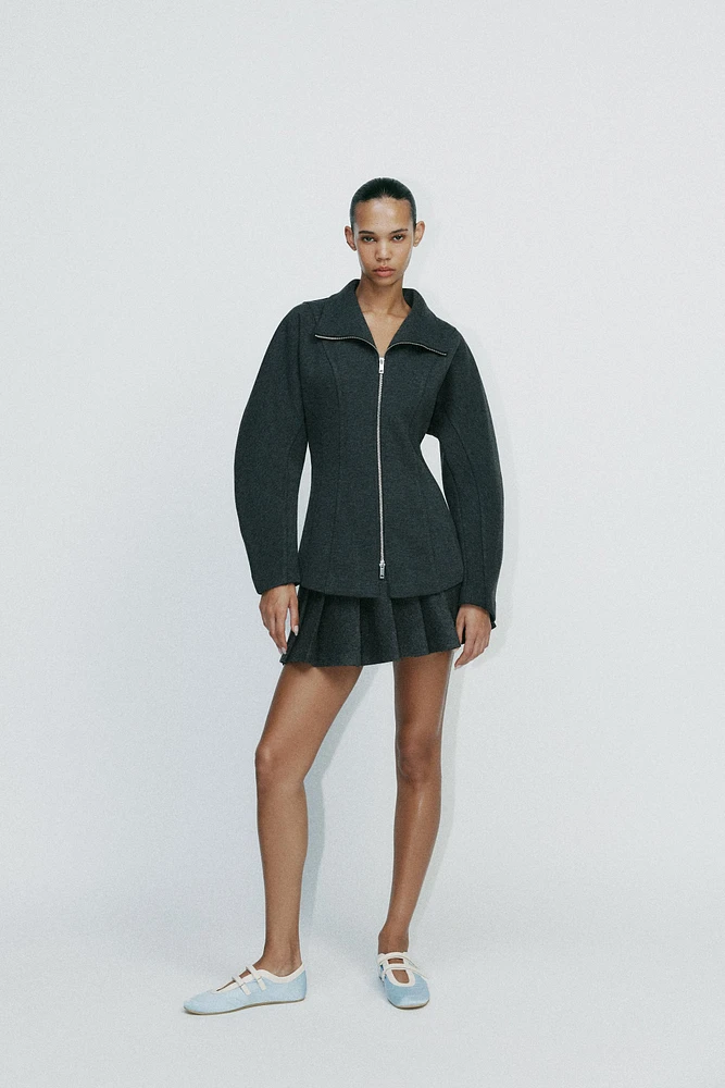 FITTED BALLOON SLEEVE JACKET