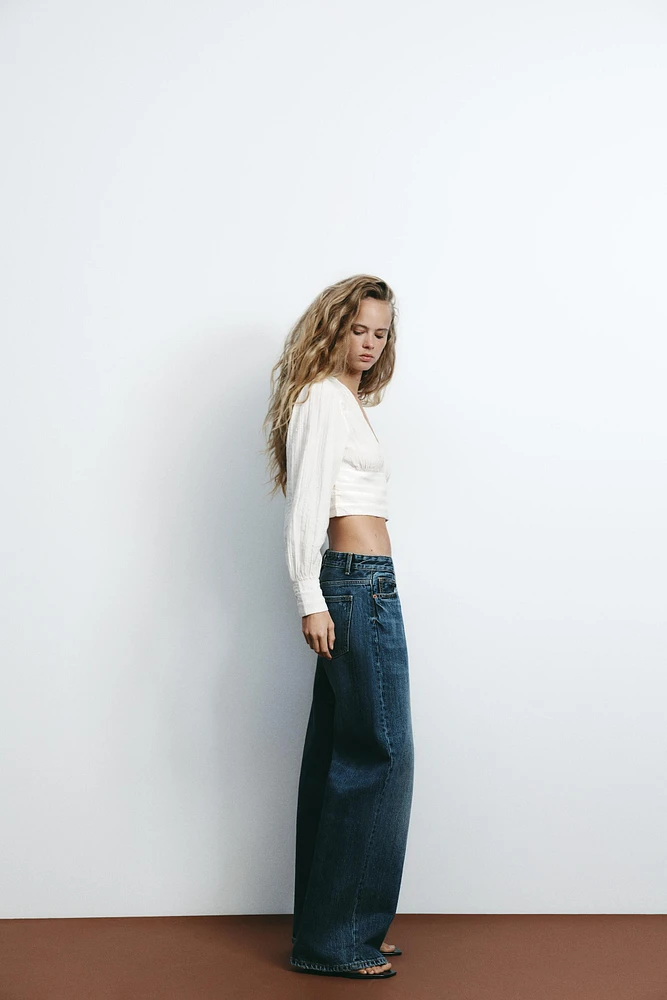 TEXTURED CROPPED SHIRT