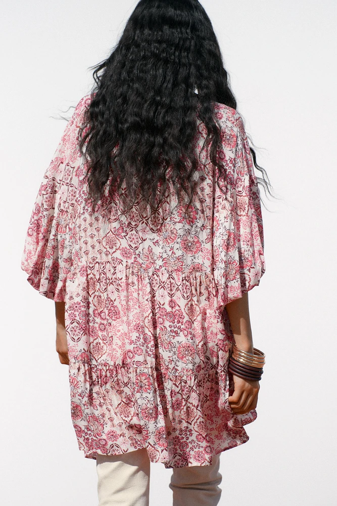 ROBE IMPRIMÉE À MANCHES BOUFFANTES