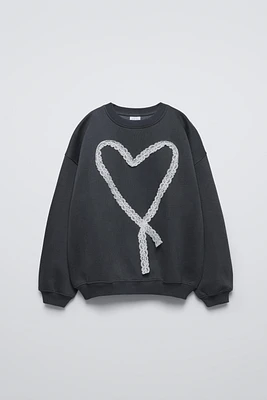 LACE HEART SWEATSHIRT