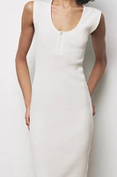 ROBE MI-LONGUE CÔTELÉE À BOUTONS