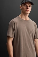 LIGHTWEIGHT TEXTURED T-SHIRT