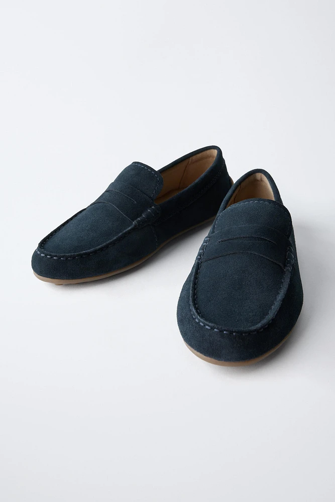 MOCASSINS EN CUIR