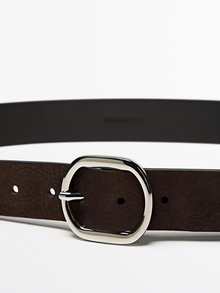 Ceinture boucle ovale en cuir nubuck