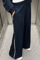 SIDE STRIPE WIDE LEG PANTS