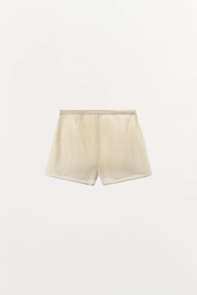 PLEATED LACE LIMITED EDITION SHORTS