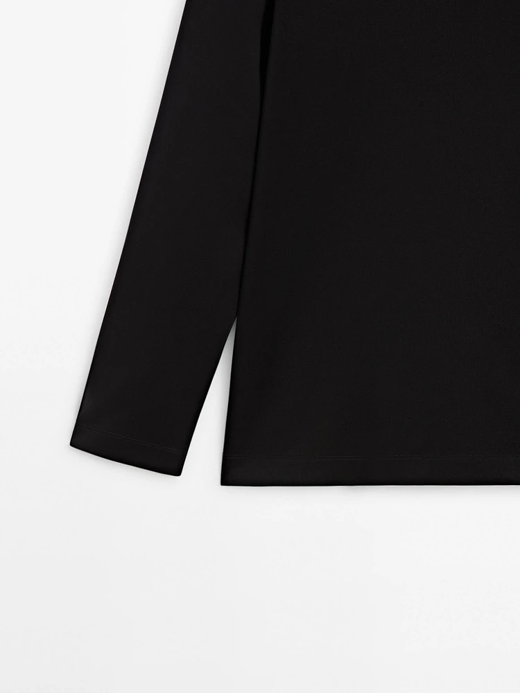 Mock neck knit sweater