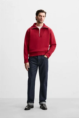 QUARTER-ZIP SWEATSHIRT