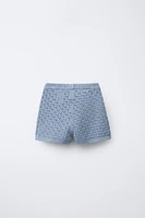 SHORT EN MAILLE À FLEURS AU CROCHET