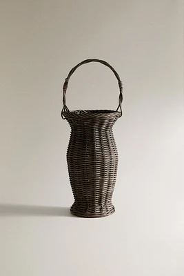RATTAN BASKET VASE WITH HANDLE