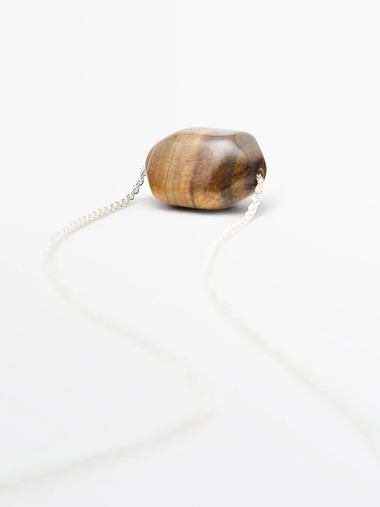 Chain necklace with natural stone