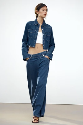 HIGH-WAISTED CROSSOVER OVERSIZE JEANS
