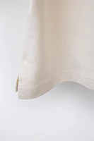 T-SHIRT À INSCRIPTION BRODÉE