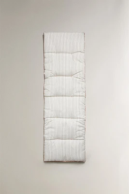 STRIPED OUTDOOR LOUNGER TOPPER