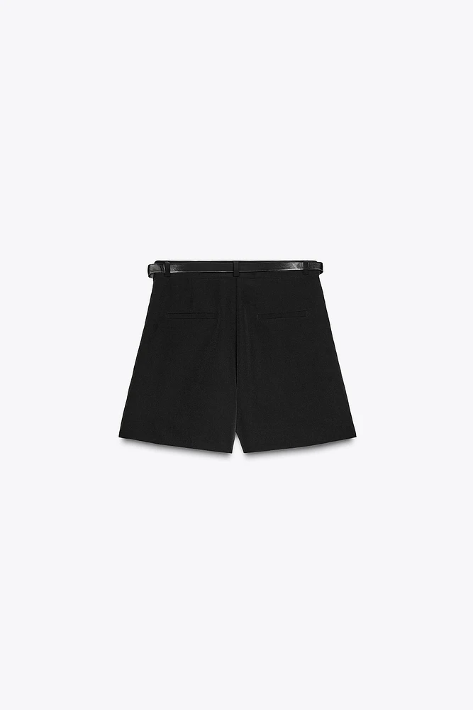 BELTED BOX PLEAT SKORT
