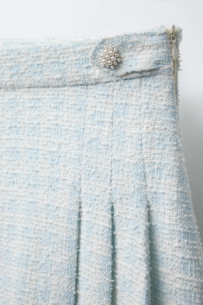 TEXTURED SKIRT WITH JEWEL BUTTONS
