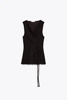 TOP À TEXTURE AVEC CEINTURE