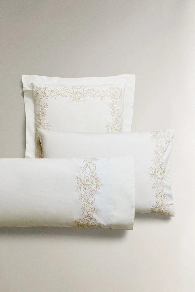 EMBROIDERED PILLOWCASE