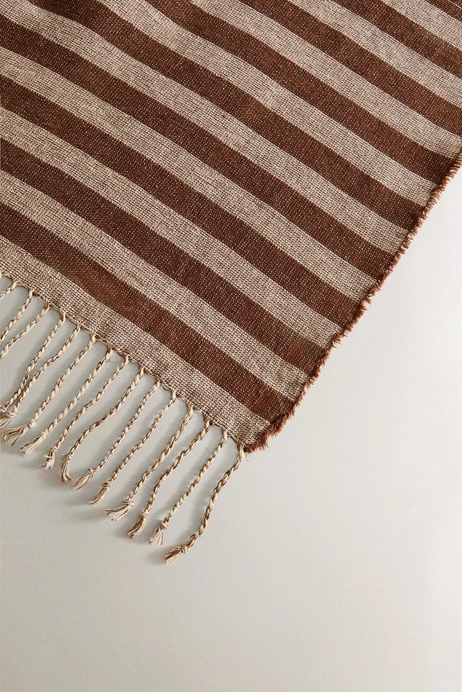 DOUBLE-SIDED CHECK BLANKET