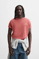 T-SHIRT DÉLAVÉ VARSITY