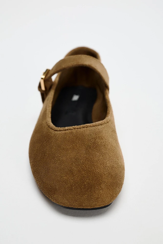 BALLERINES EN CROÛTE DE CUIR