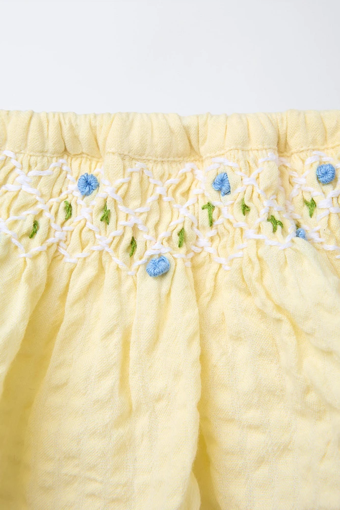 EMBROIDERED RUFFLE BOTTOMS