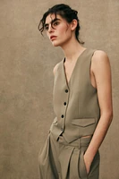 CONTRAST BACK VEST