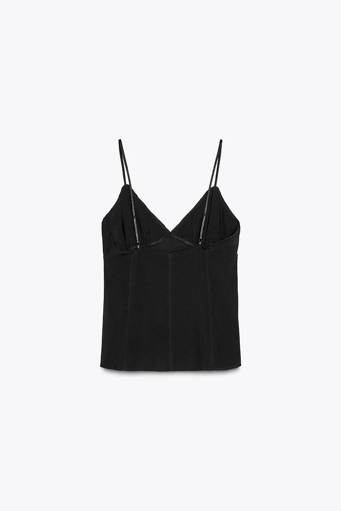 V-NECK TOP
