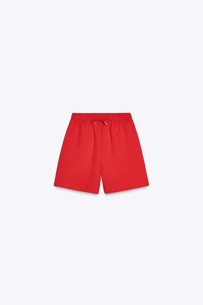 SHORT EN MAILLE SURJET