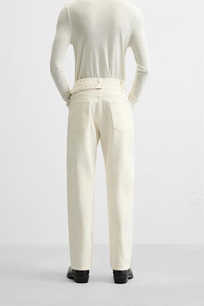 ADJUSTABLE RELAXED FIT JEANS