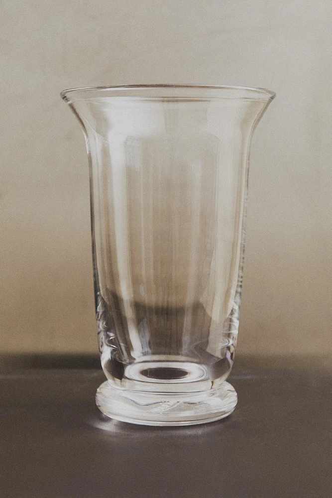 FLARED GLASS VASE