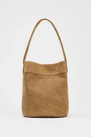 LEATHER BRAIDED MAXI BUCKET BAG
