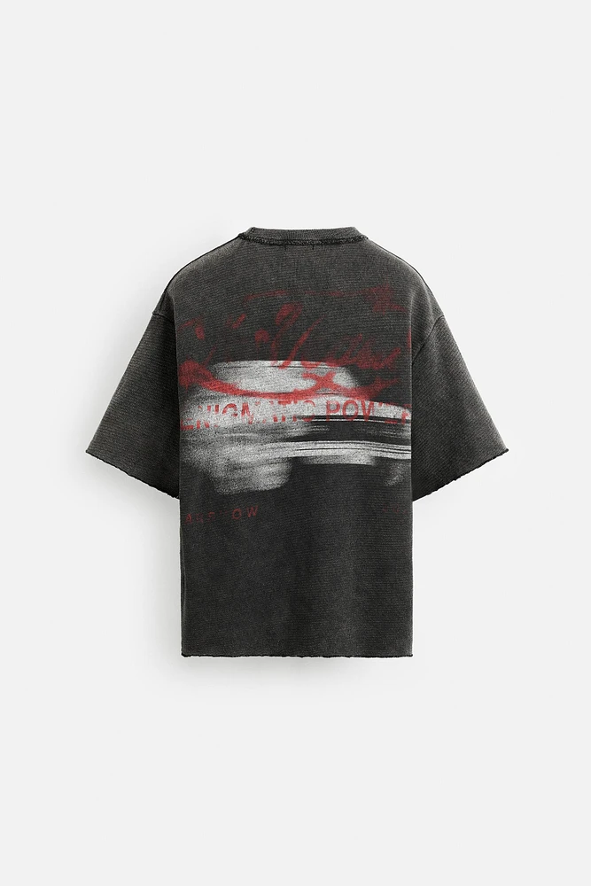 T-SHIRT DÉLAVÉ EN MAILLE IMPRIMÉE