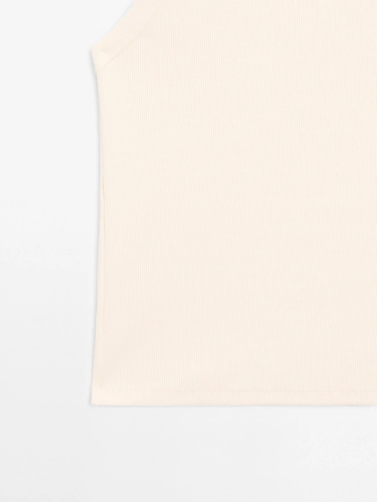 Cotton blend round neck top