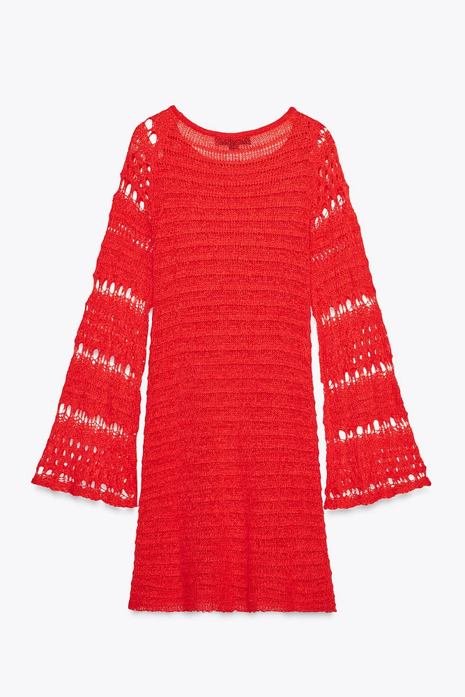 ROBE COURTE EN MAILLE CROCHET