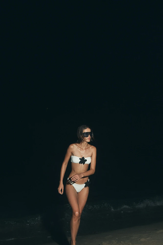 FLORAL BANDEAU BIKINI TOP