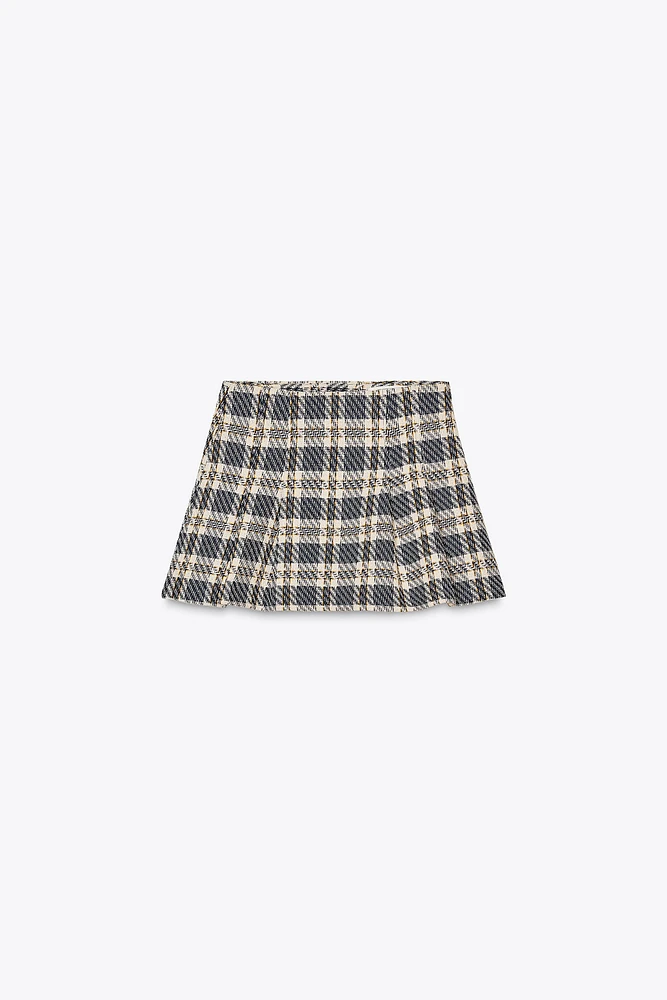 PLAID TEXTURED PLEATED SKORT