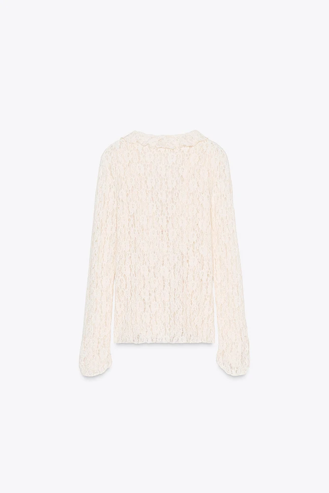 LACE RUFFLE TOP