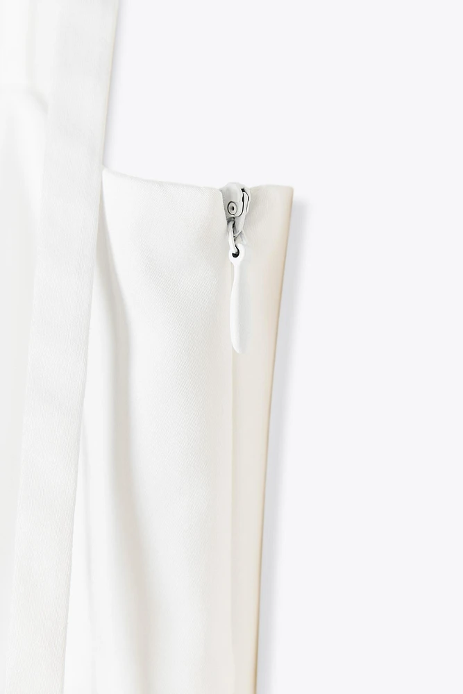 FITTED TIE TOP