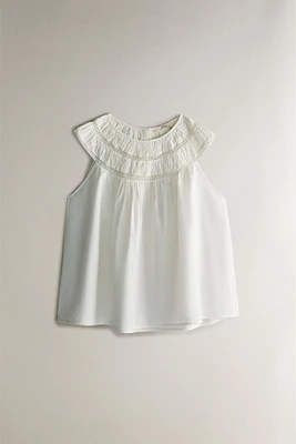 GATHERED TOP WITH LACE