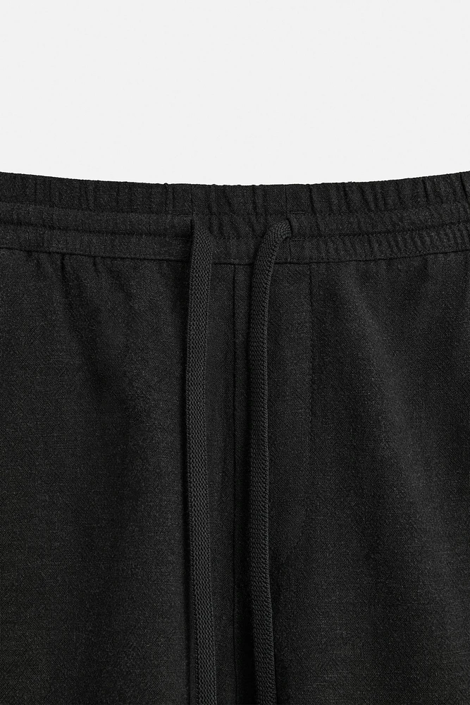 SHORTS WITH LINEN
