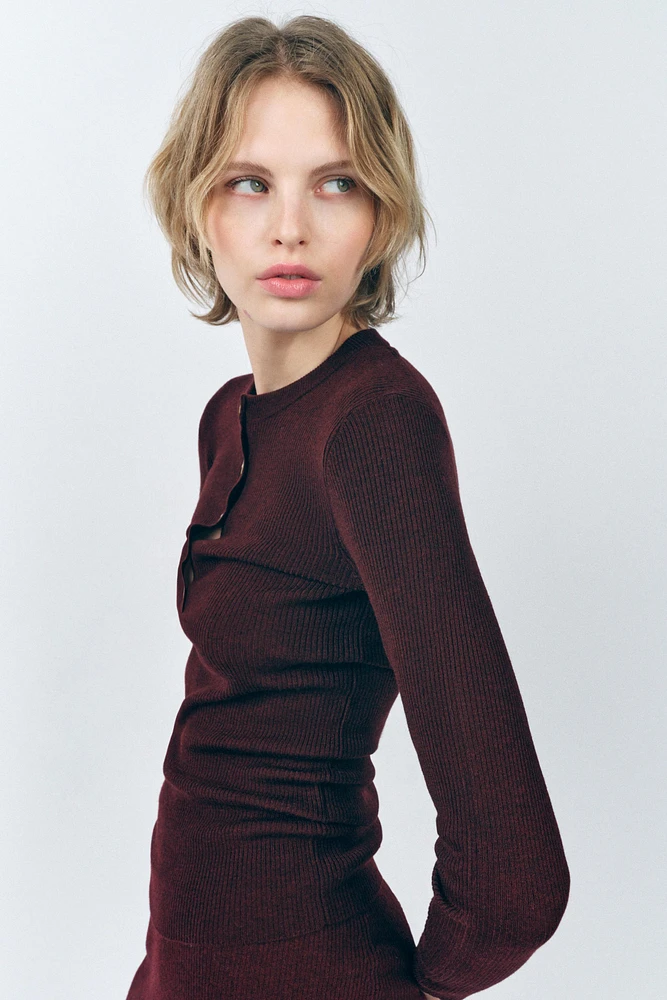 PULL FIN AVEC LAINE