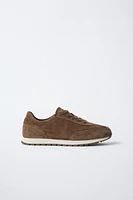 LEATHER SNEAKERS