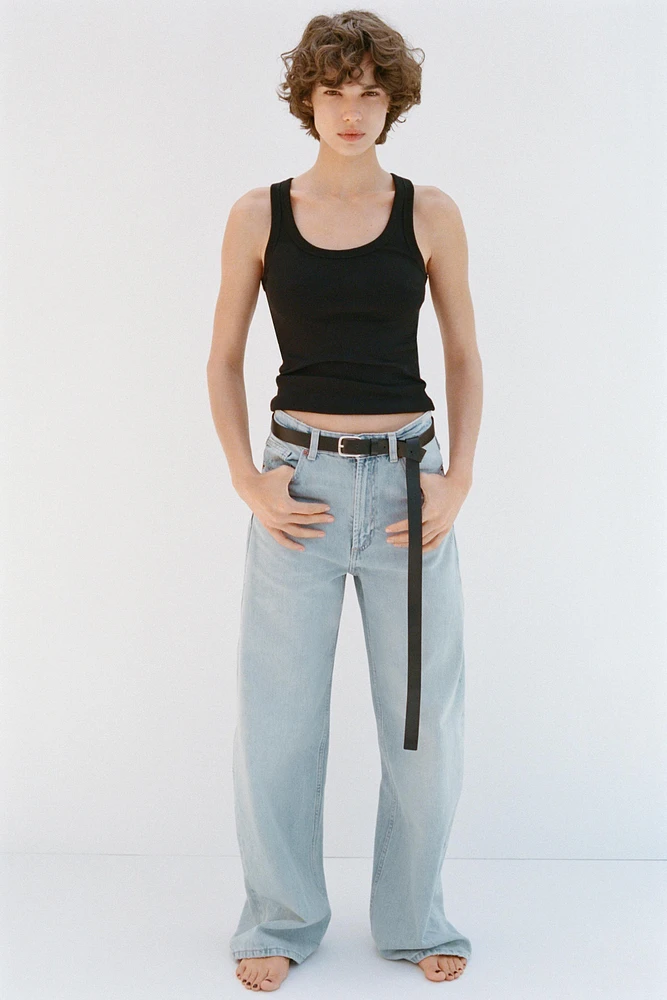 STRAPPY RIB TOP