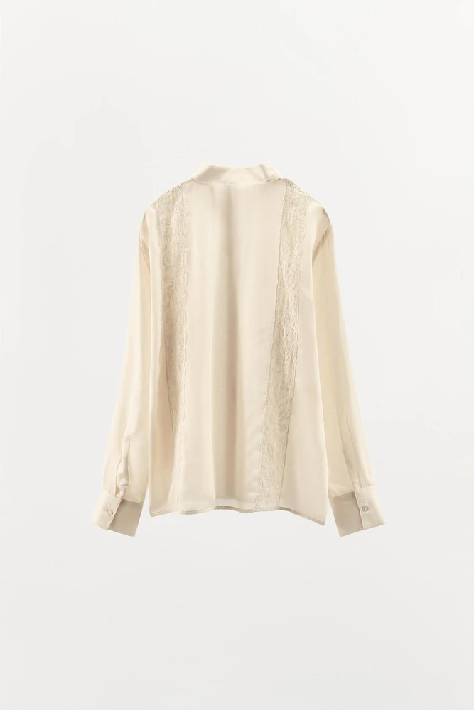 LACE SATIN BLOUSE