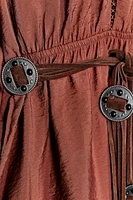 ROBE COURTE AVEC ENTRE-DEUX ET CEINTURE