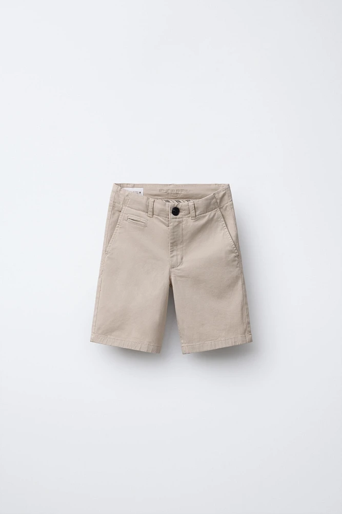 BERMUDA CHINO SLIM FIT BASIQUE