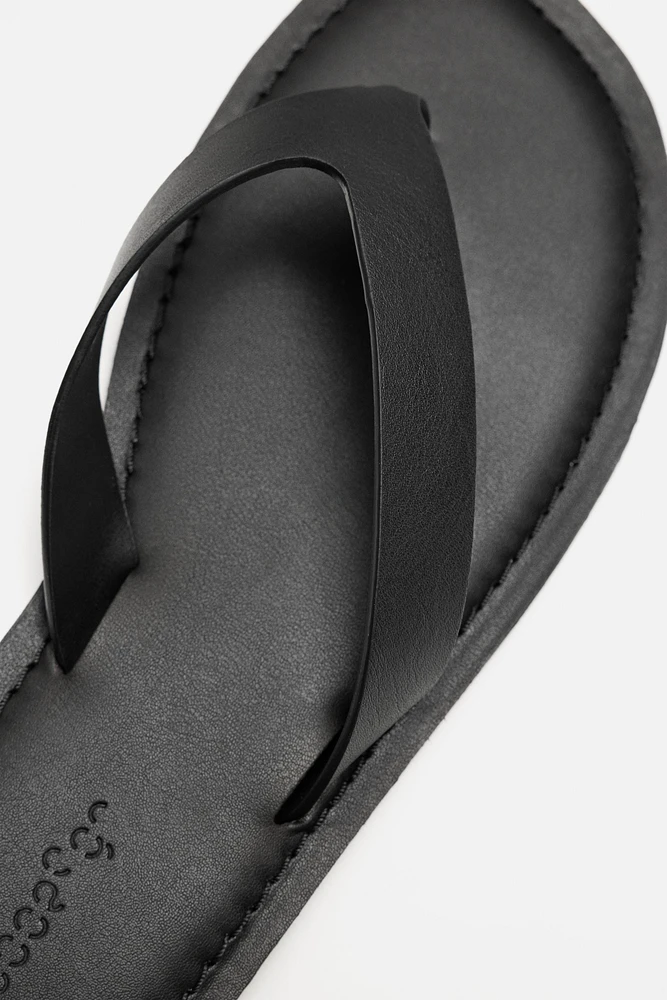 LEATHER STRAP SANDALS