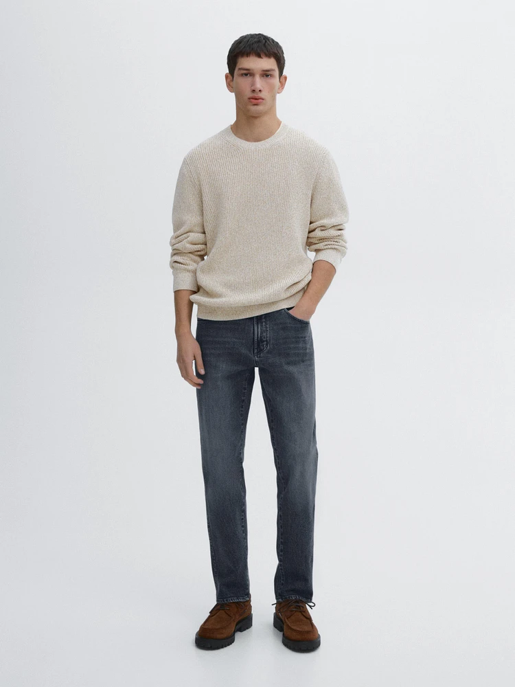 Tapered fit jeans