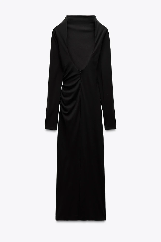 ROBE DRAPÉE À DOS NU
